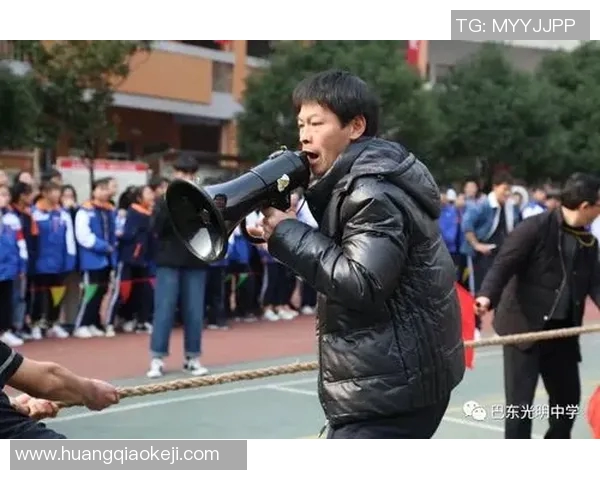 万达中学足球比赛精彩直播回放全程回顾与精彩瞬间分享