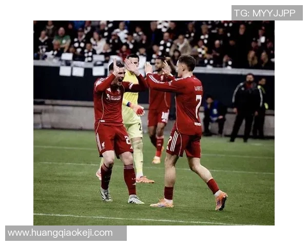 利物浦2_1逆转巴黎，终结欧冠小组赛尴尬纪录，法国球队遗憾出局