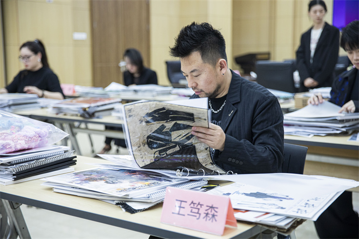 狂“卷”全球第十四届“大浪杯”中国女装设计大赛初评完美收官(图4)