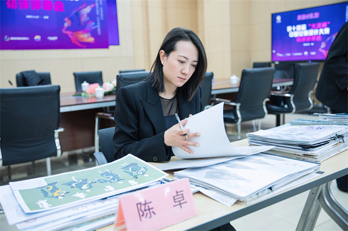 狂“卷”全球第十四届“大浪杯”中国女装设计大赛初评完美收官(图8)