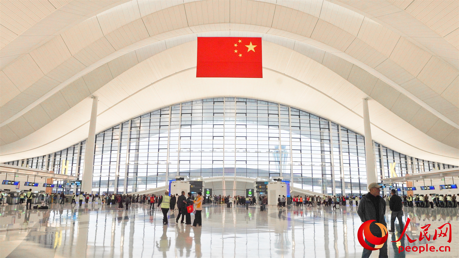 乌鲁木齐国际机场北航站区将于4月17日投入试运行(图2)