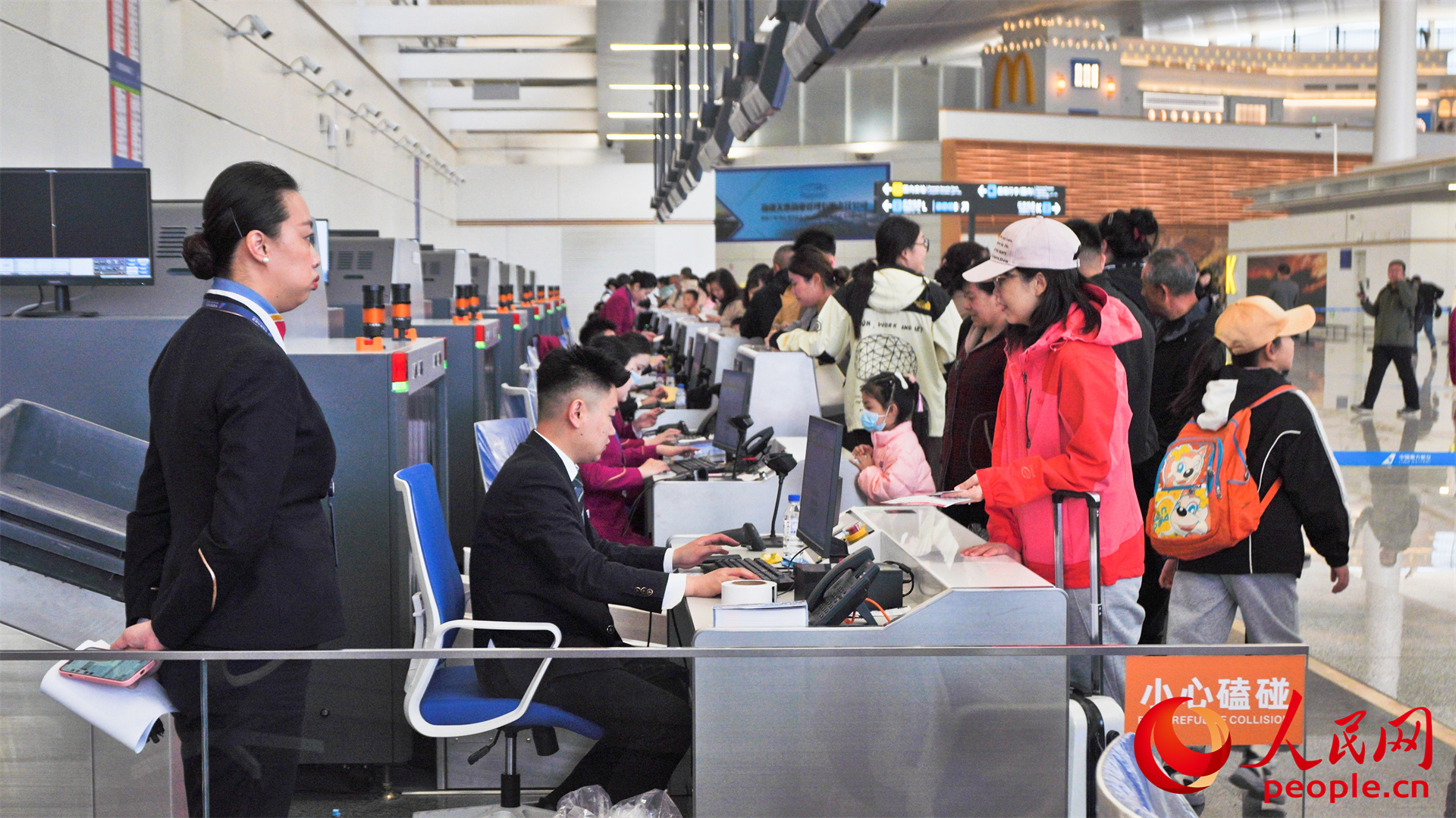 乌鲁木齐国际机场北航站区将于4月17日投入试运行(图6)