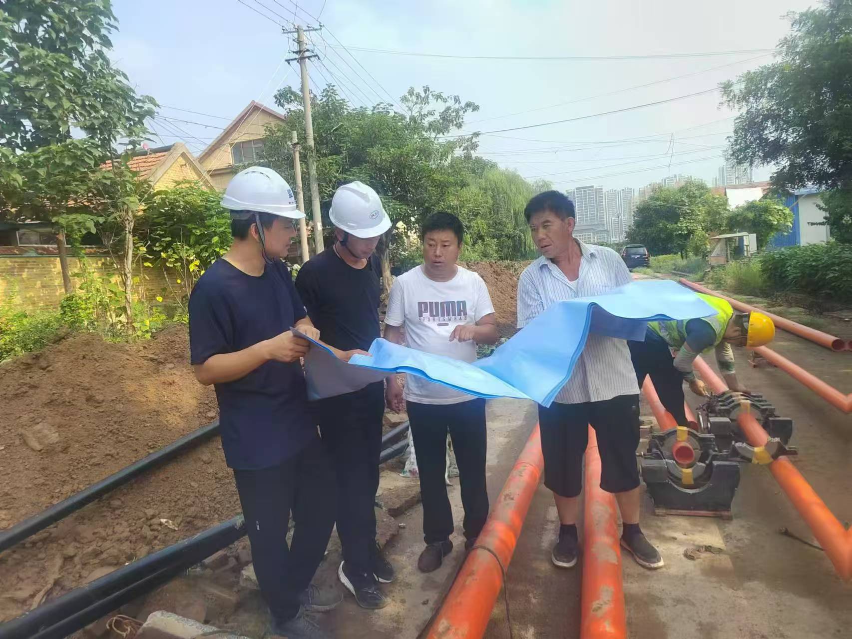 2025城市封面人物：退伍不褪色村社写华章(图2)