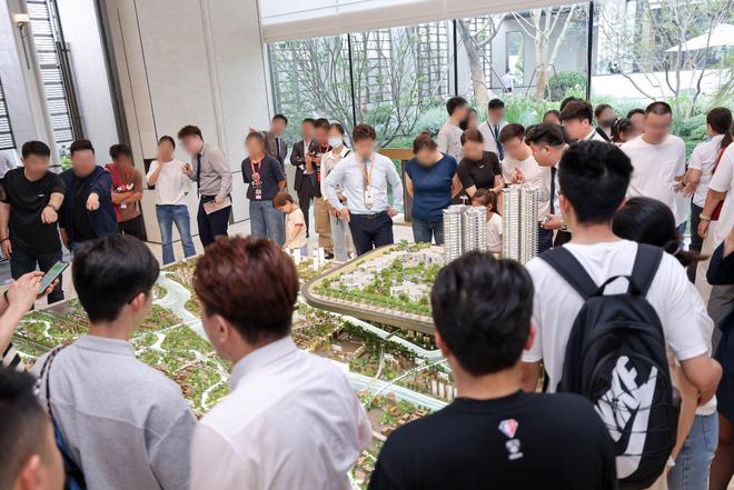 广州黄金南中轴再添封面作品央璟颂95139㎡户型解码菁英生活(图1)