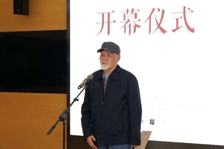 岁月封扉——张慈中宁成春书籍设计文献典藏展在北京印刷学院美术馆开幕(图5)