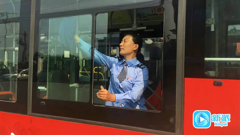 2025城市封面人物：平凡岗位的不凡坚守 方向盘上的温暖守护(图3)